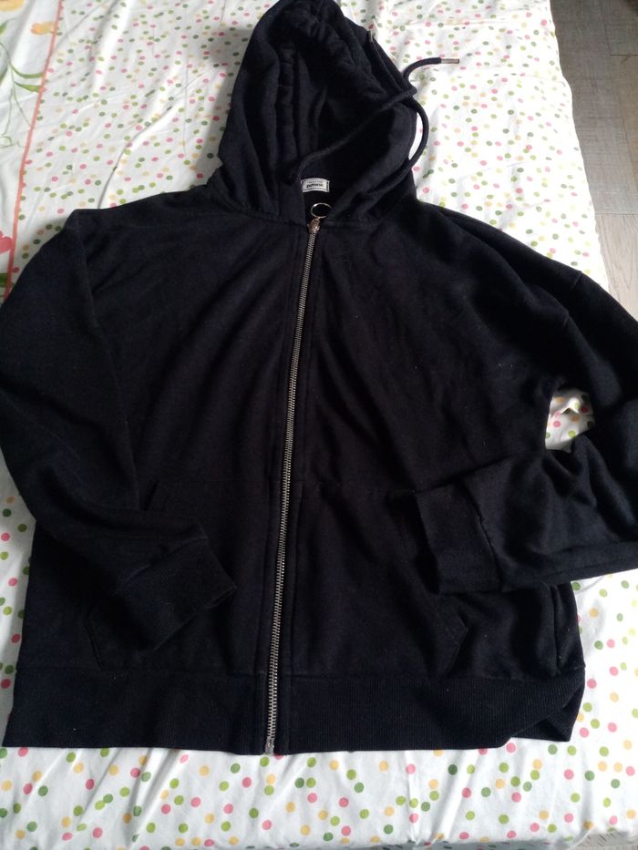 Gilet à capuche