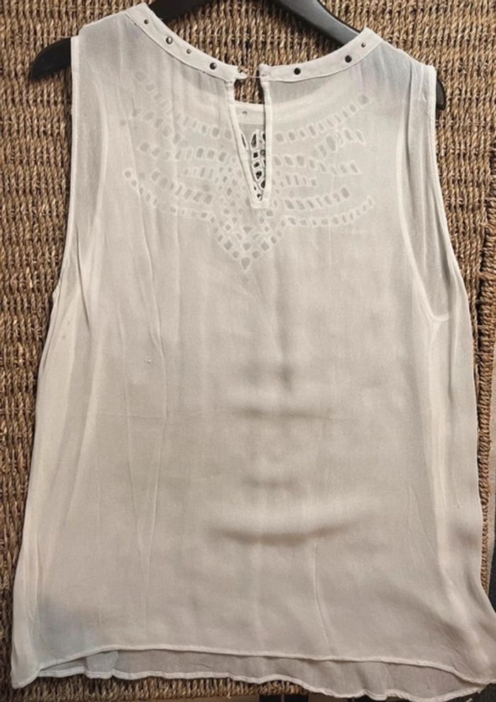 Haut blanc studs - photo numéro 2
