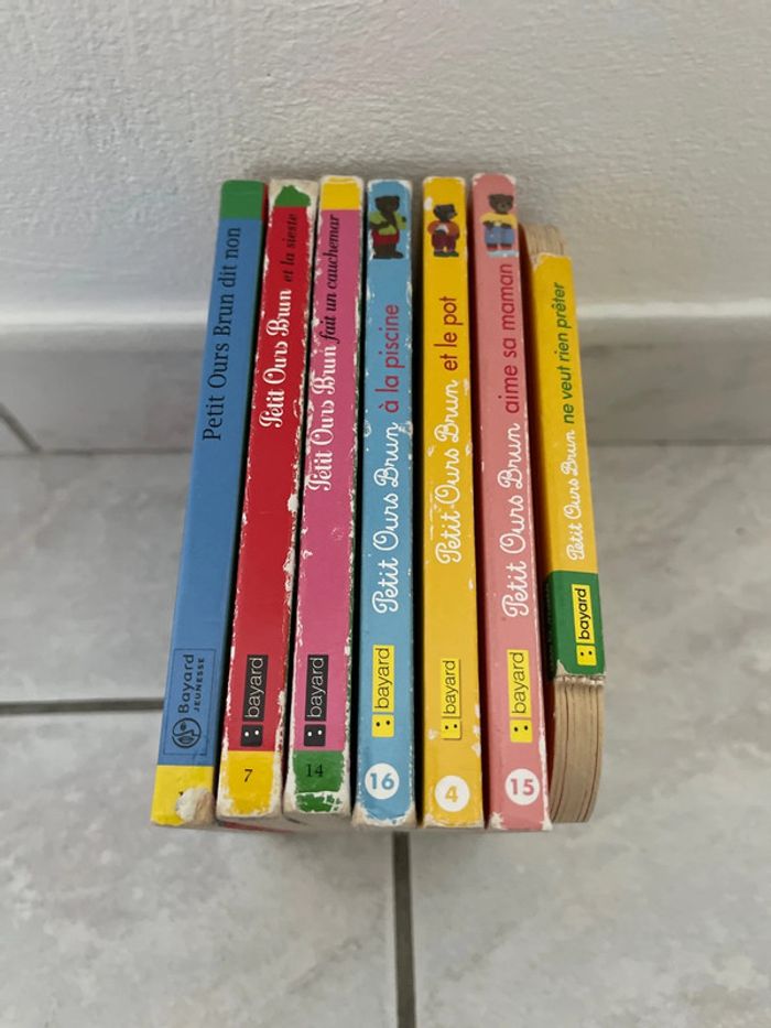 7 livres de petit ours brun lot - photo numéro 2