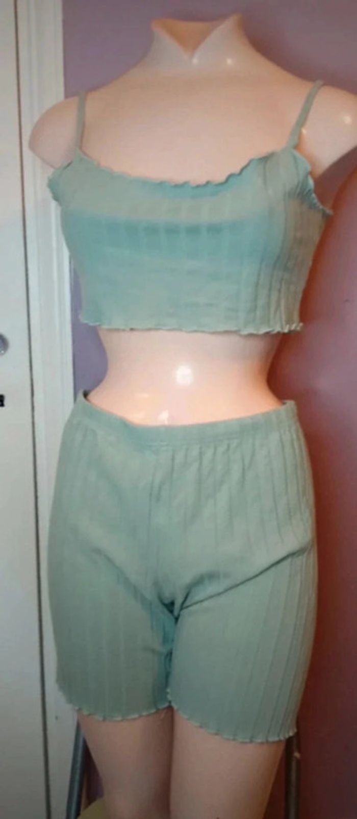 Ensemble - Shein - Taille L - taché 🫟 au dos - photo numéro 2