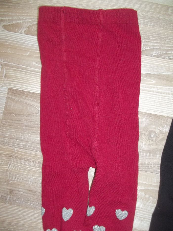 Lot 2 collants neufs rouge et noir 146/152 cm - photo numéro 4