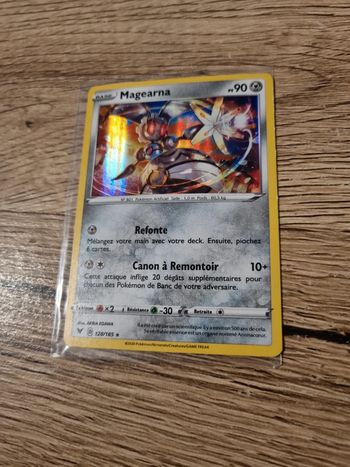 Carte pokémon magearna holo 128/185 année 2020