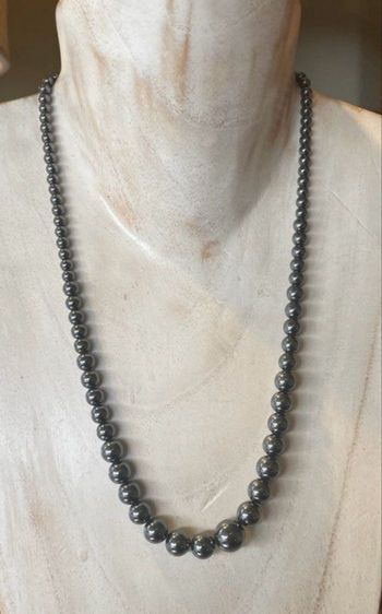 Collier hématite