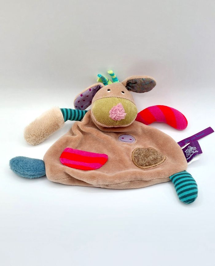 Doudou peluche chien marron beige Moulin Roty les jolis pas beaux multicolores cercles ronds