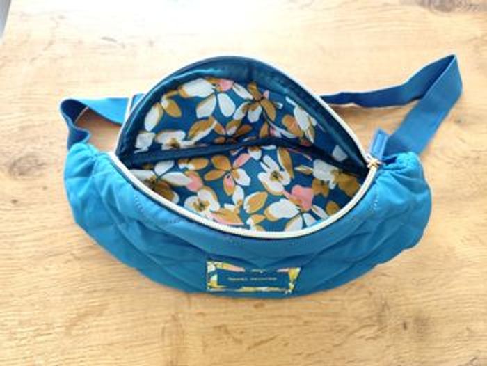 Sacoche banane sac Daniel hechter