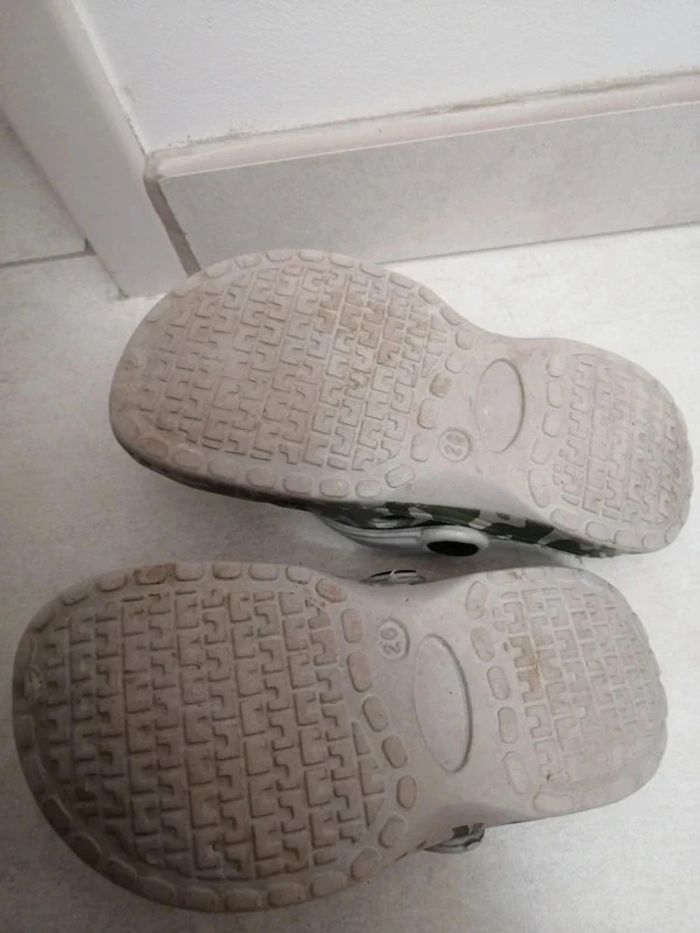 Chaussures type Crocs 26 - photo numéro 2
