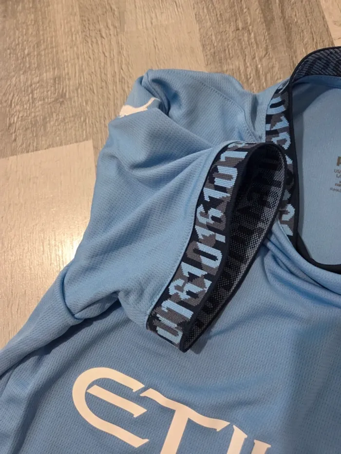Maillot de foot Manchester city - photo numéro 5