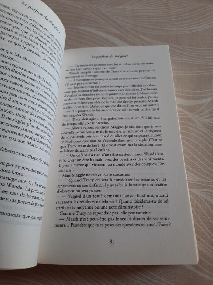 Livre - le parfum du thé glacé de Émilie Richards - photo numéro 2