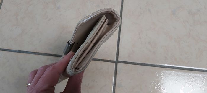 Portefeuille - photo numéro 5