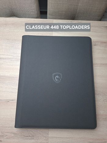 Classeur xxl noir pour rangement 448 cartes sous toploaders Pokémon / lorcana premium gris