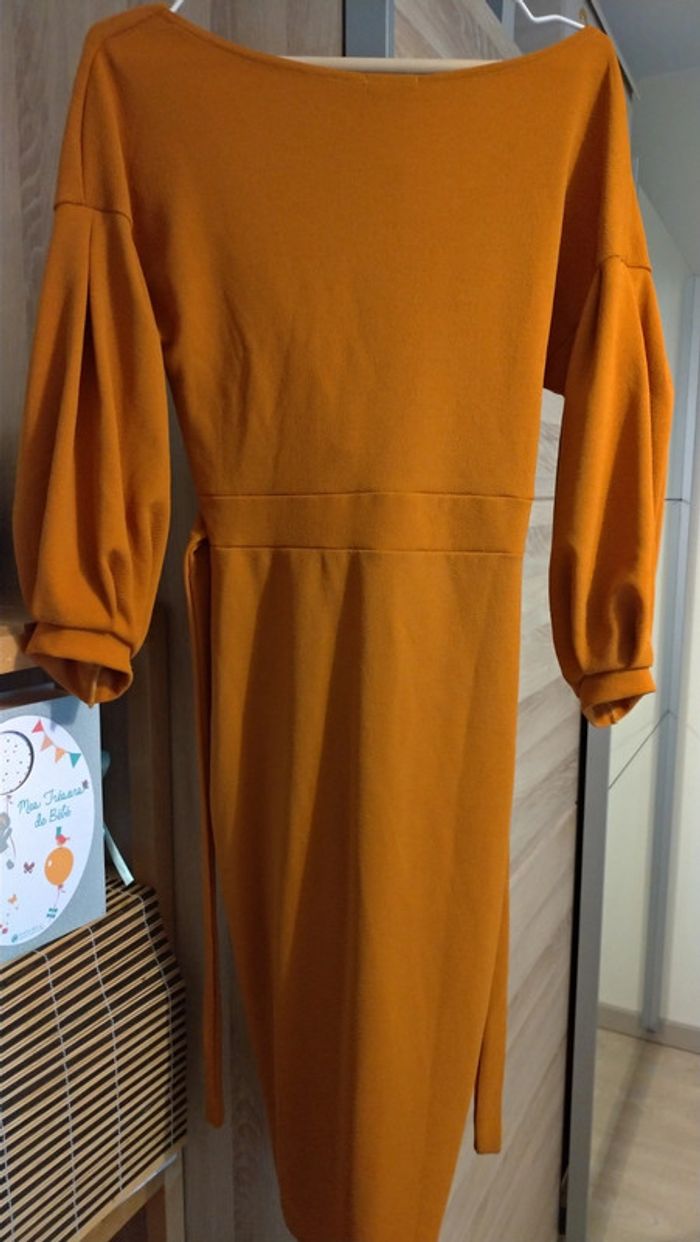 Robe manches 3/4 Boohoo neuve avec étiquette - photo numéro 2