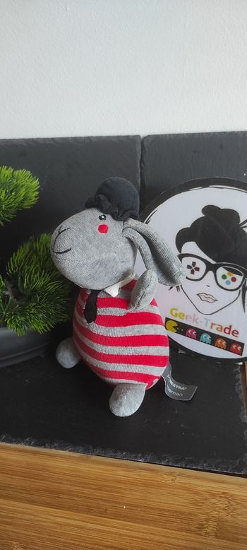 Doudou Lapin rayé gris rouge chapeau noir orchestra premaman Cravate Peluche