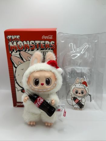 Labubu the monsters vinyl coca bouteille