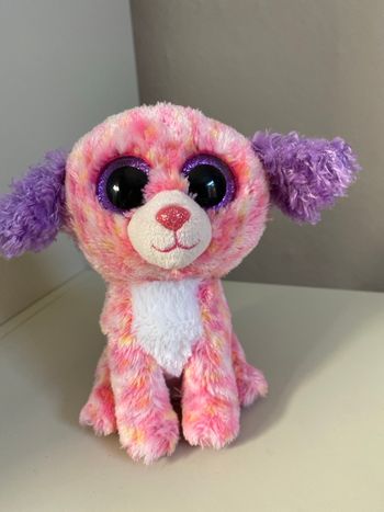 Chien en peluche rose et violet avec gros yeux Ty