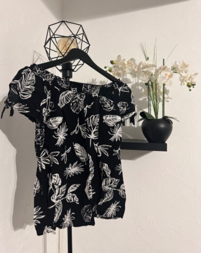 T-Shirt épaule dénudées