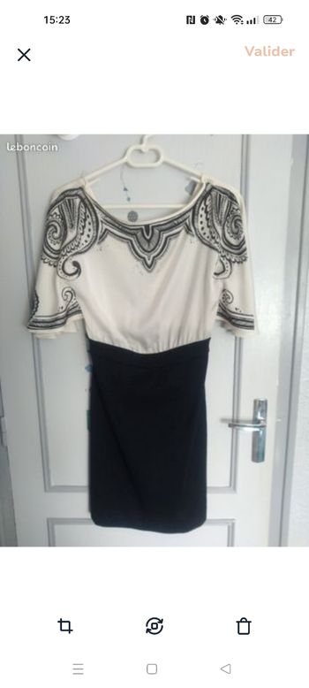 Robe de soirée fourreau dos nu