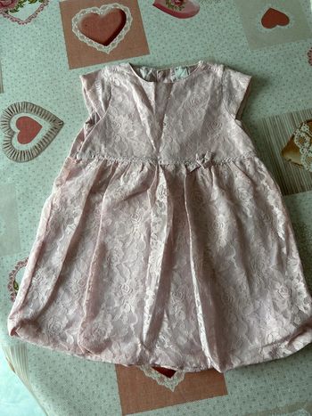 Robe imitation dentelle rose