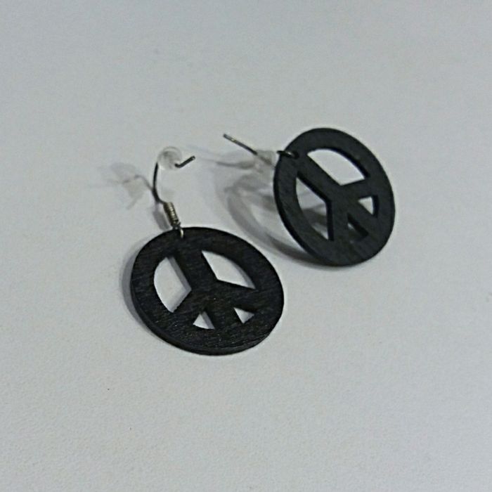 Boucles d'oreilles PEACE en bois - photo numéro 2