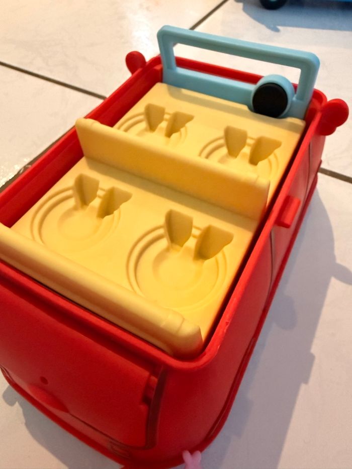 Voiture peppa pig - photo numéro 2