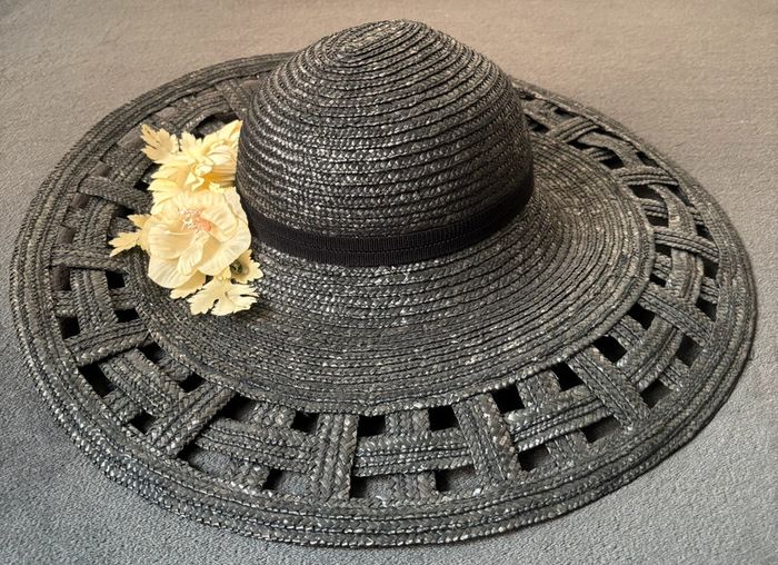 Chapeau de paille et fleurs - photo numéro 4