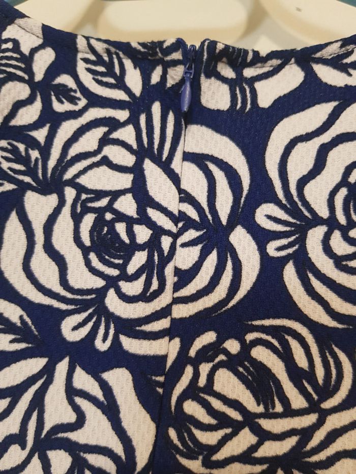 Robe à fleurs bleue - photo numéro 5