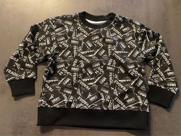sweat-shirt noir MM6 Maison Margiela taille 6 ans