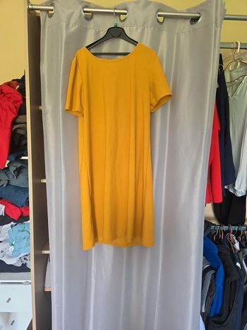 Robe jaune