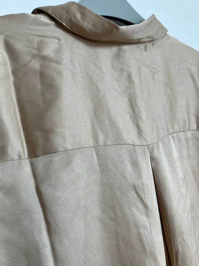 Chemise en satin Only L neuve - photo numéro 11