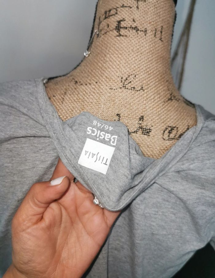 T-shirt. - photo numéro 4