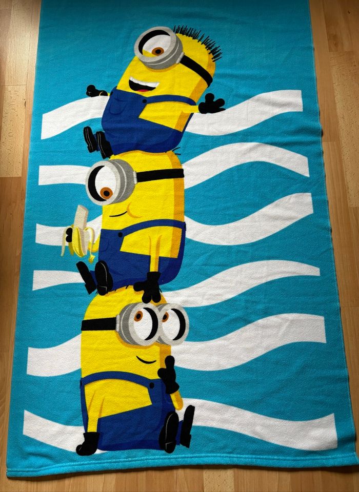 • Serviette de plage ~ Les minions • - photo numéro 3