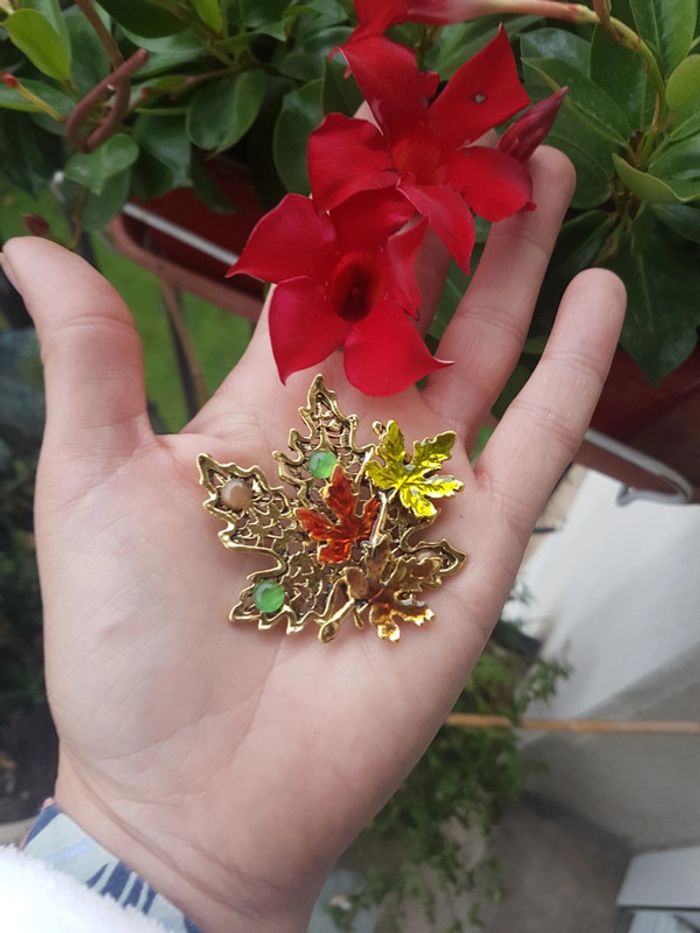 Broche feuille d automne - photo numéro 2