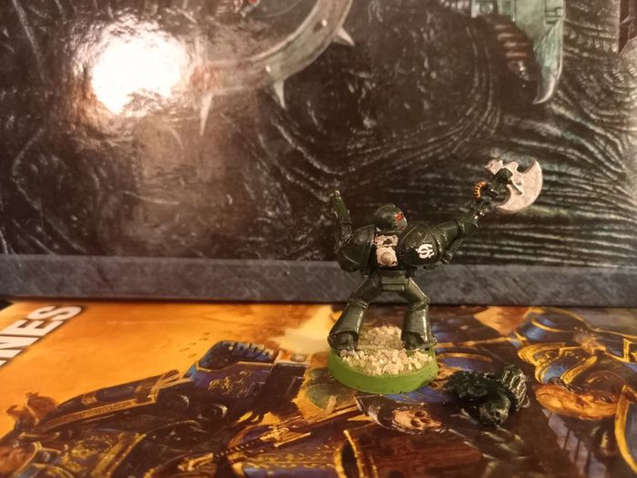 Captain with axe space marines metal oop warhammer rogue trader - photo numéro 2