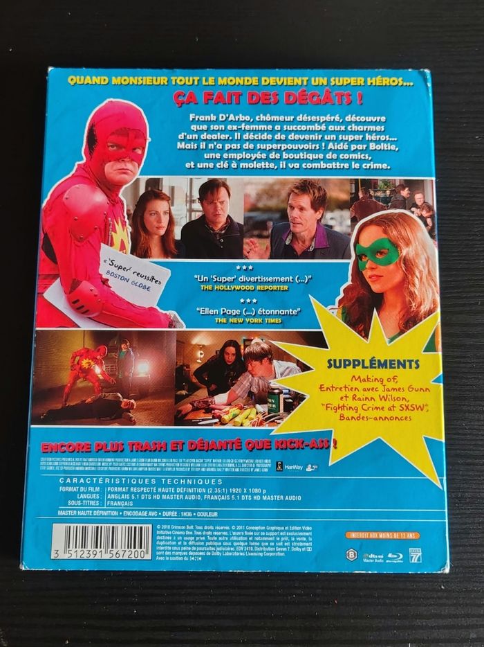 Blu Ray Super (James Gunn, Ellen Page, Kevin Bacon, Liv Tyler) - photo numéro 2