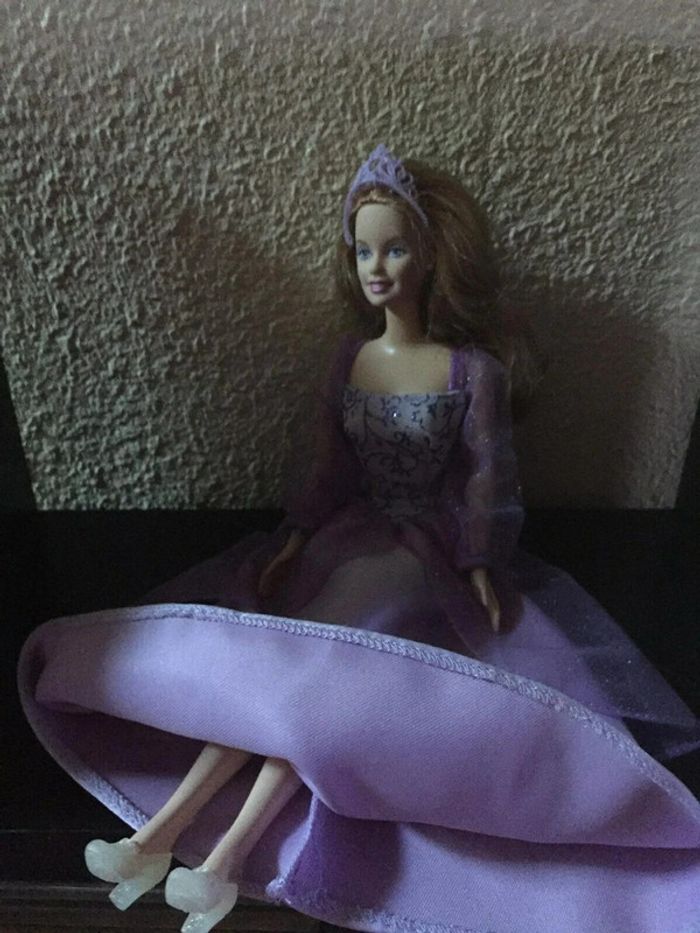 ancienne barbie princesse  par Mattel - photo numéro 2