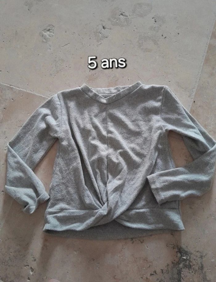 Haut fille gris argenté 5 ans