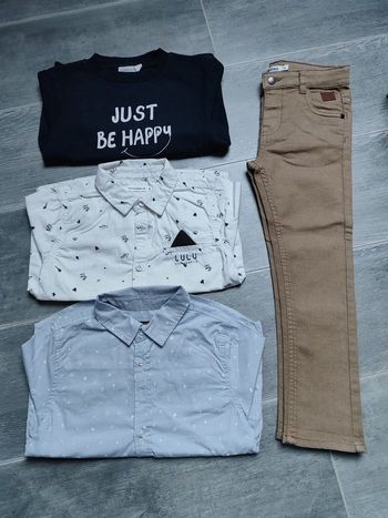 Lot vêtements en 4 ans