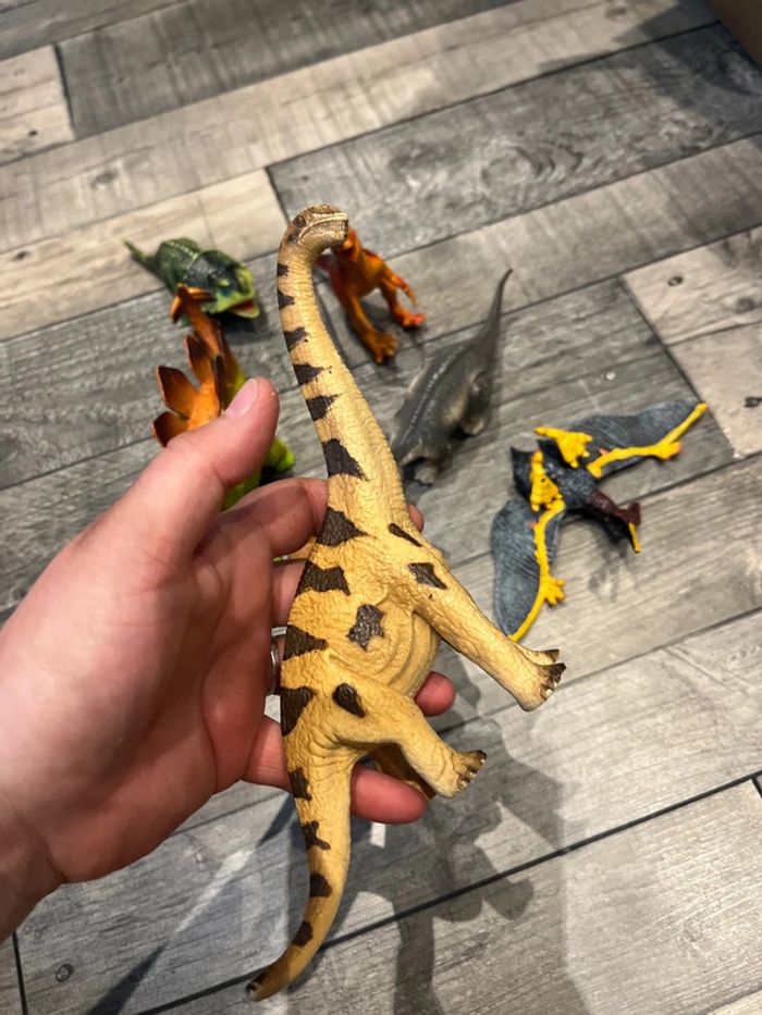 Lot dinosaures - photo numéro 2
