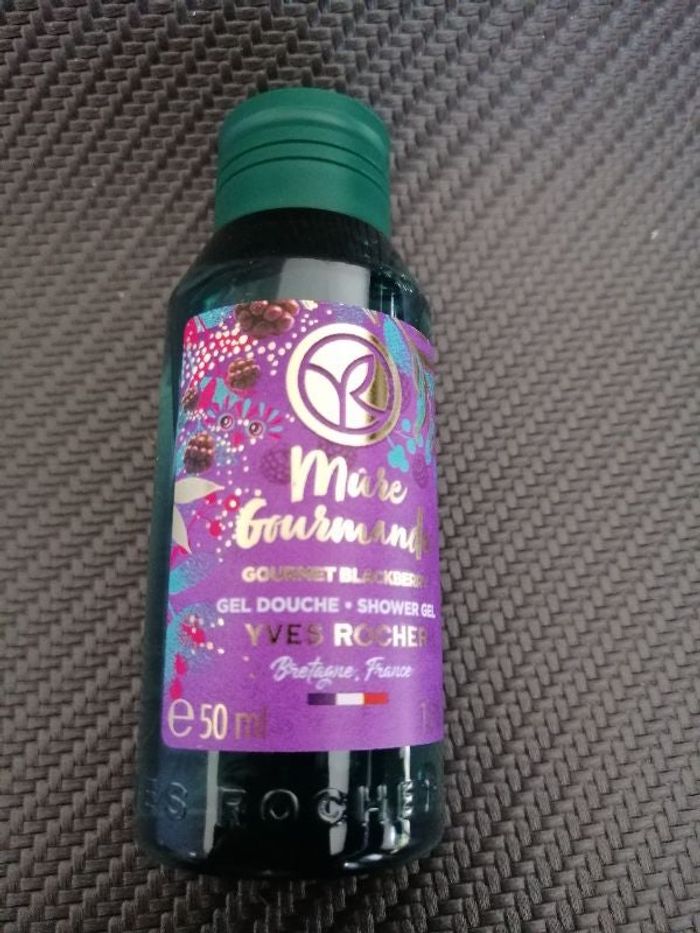Gel douche Mûre gourmande Yves Rocher neuf