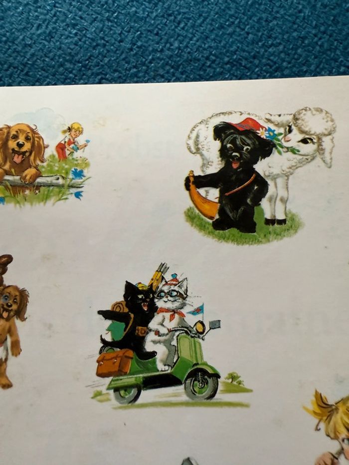 Caroline les 7 câlins de la semaine livre rare album Hachette Jeunesse - photo numéro 2