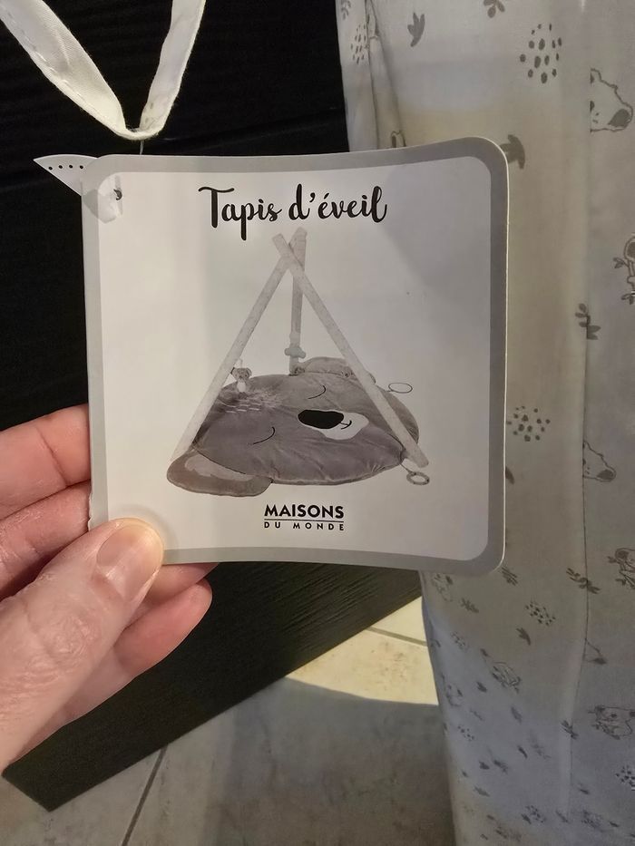 NEUF !!!!!(non utilisé)🏷 🤩😍👌💥 sublime  TAPIS D EVEIL BEBE (mixte)👌👌🤩😍🏷 - photo numéro 2