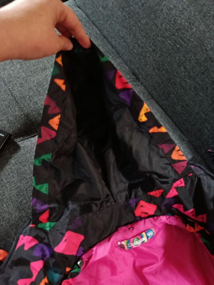 A saisir, doudoune fille taille 11/12 ans  ( Bien lire merci) - photo numéro 8