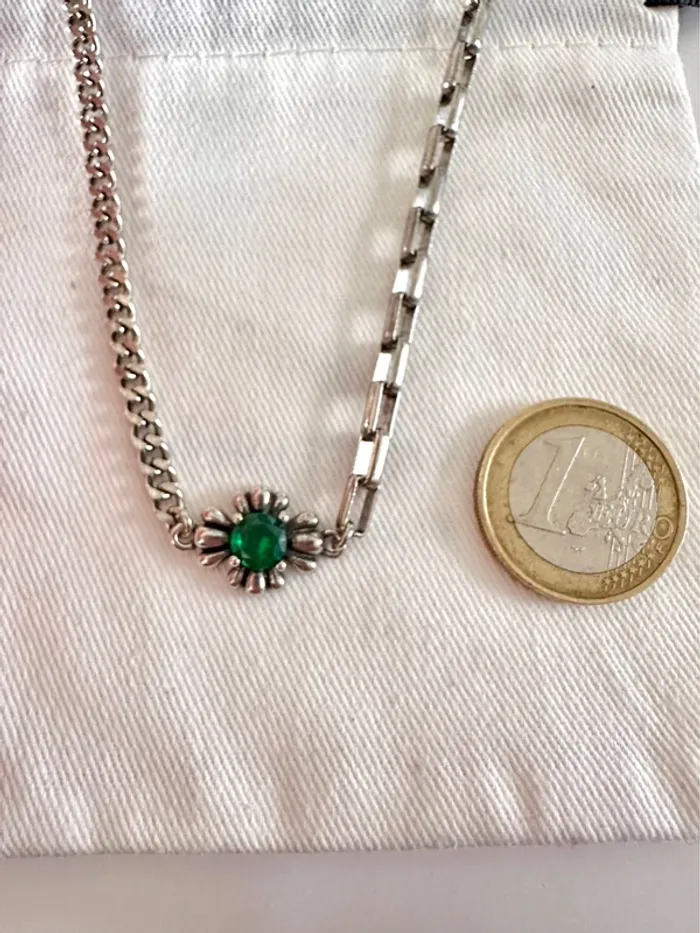 Collier en argent 925 avec pierre verte – design mixte