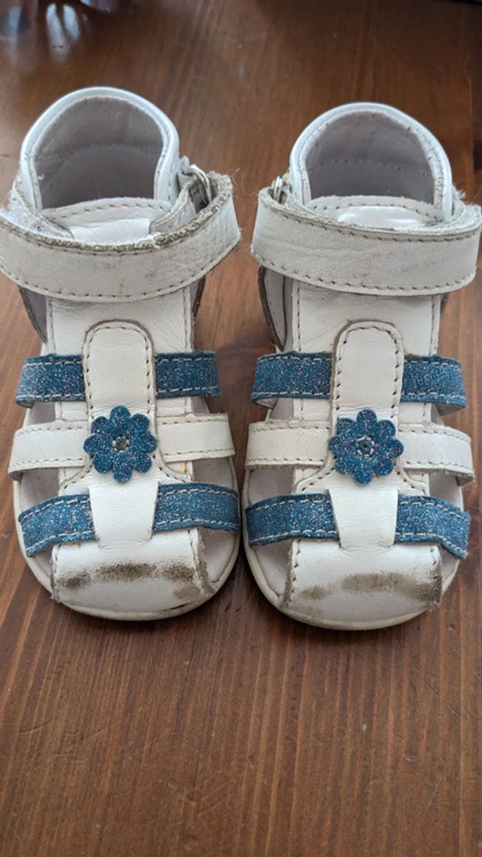 Sandale blanche et bleu paillettes bébé - photo numéro 5