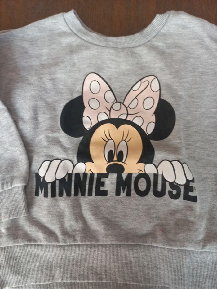 Sweat Minnie 2ans 92cm Primark - photo numéro 3