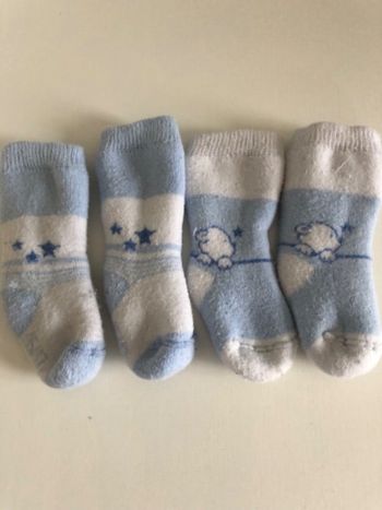2 paires de chaussettes épaisses 3-6 mois