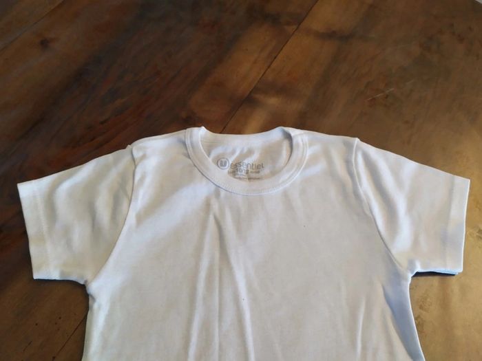 👕T.shirt/maillot de corps 👕 - photo numéro 2