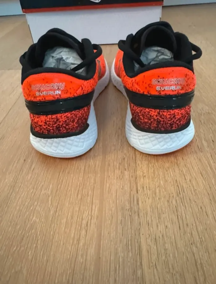 Baskets Saucony S-Freedom Iso Vizi - taille 36.5 orange - photo numéro 5