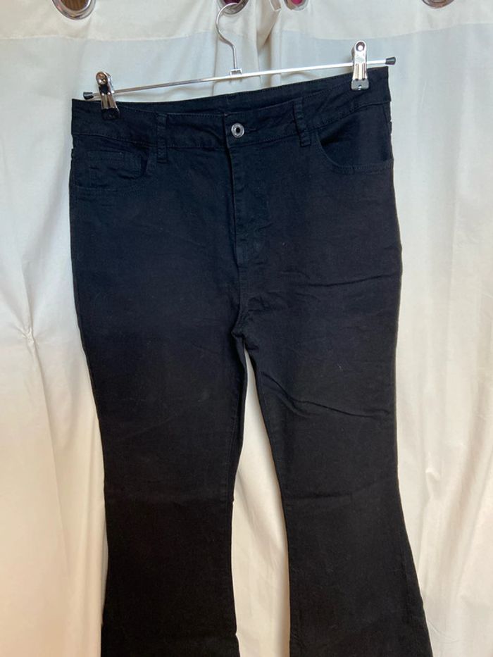 Jeans noir neuf - photo numéro 2