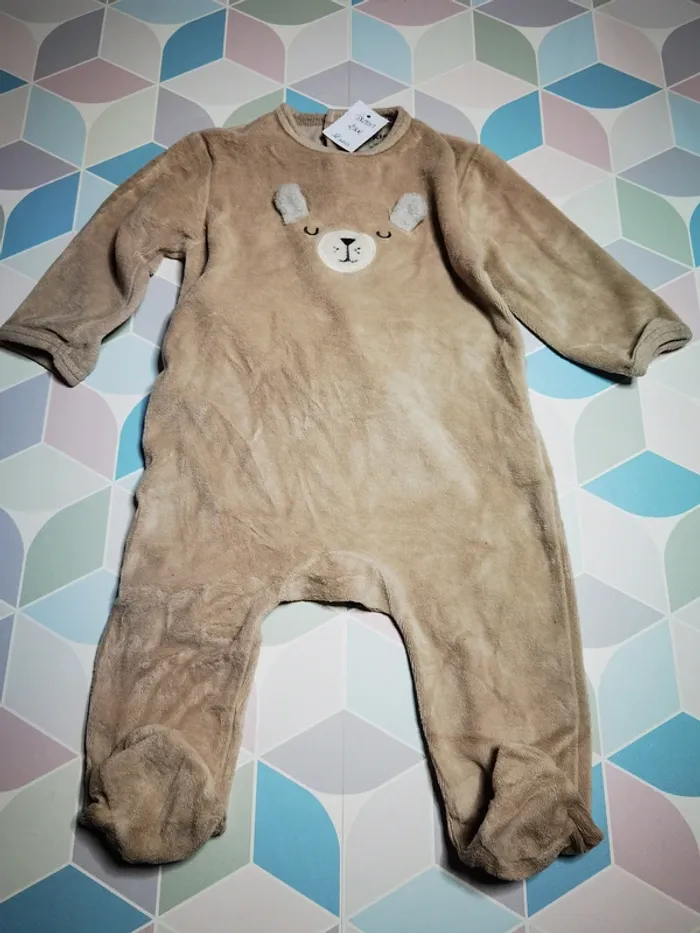 D4591 - pyjama garçon 12 mois - photo numéro 2