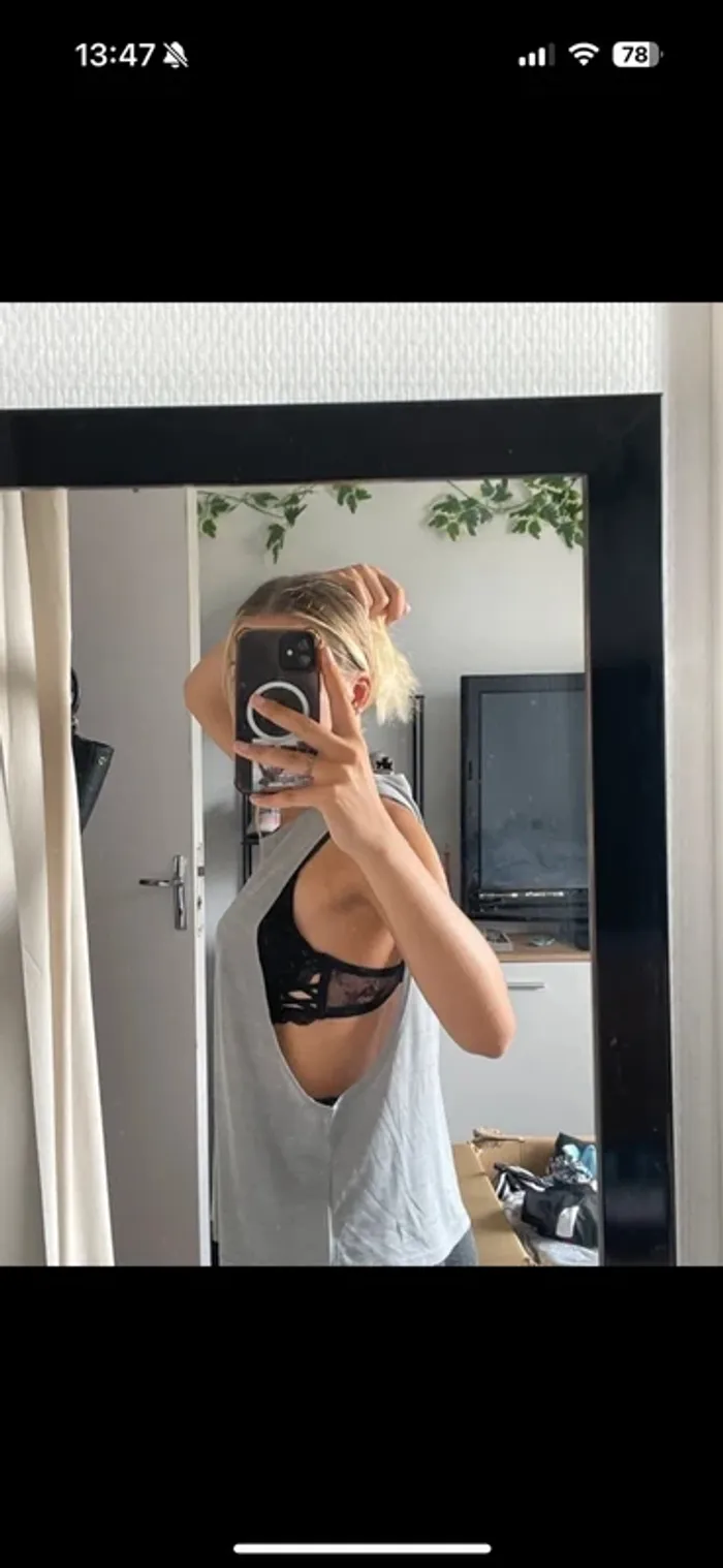 T-shirt femme - photo numéro 2